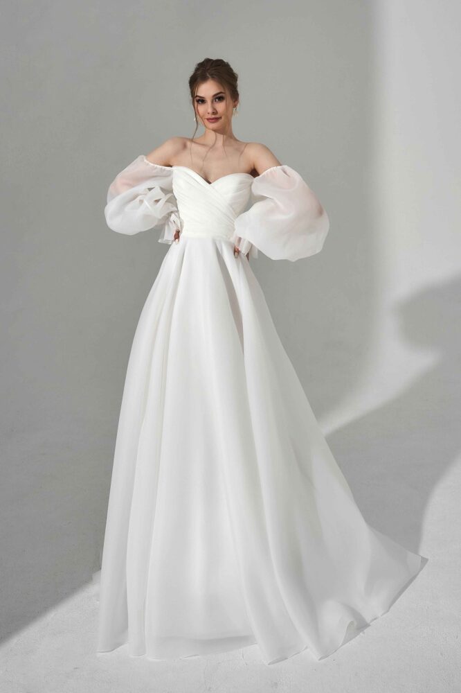 Свадебное платье Каталина со шлейфом