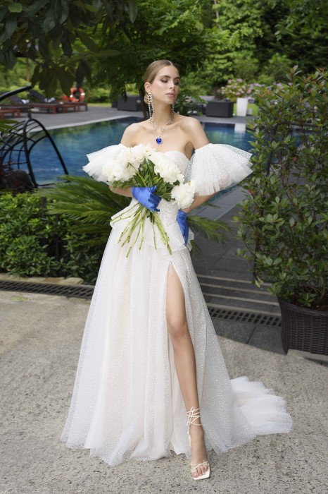 Свадебное платье Ларинмэй