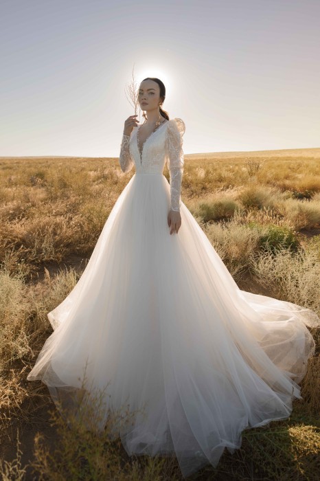 Свадебное платье Ларнес