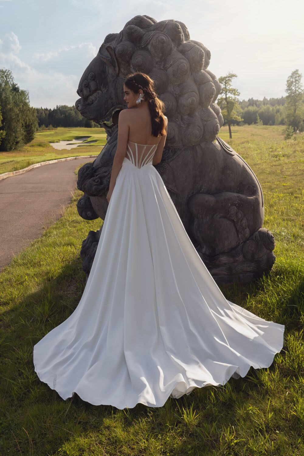 Свадебное платье Милс