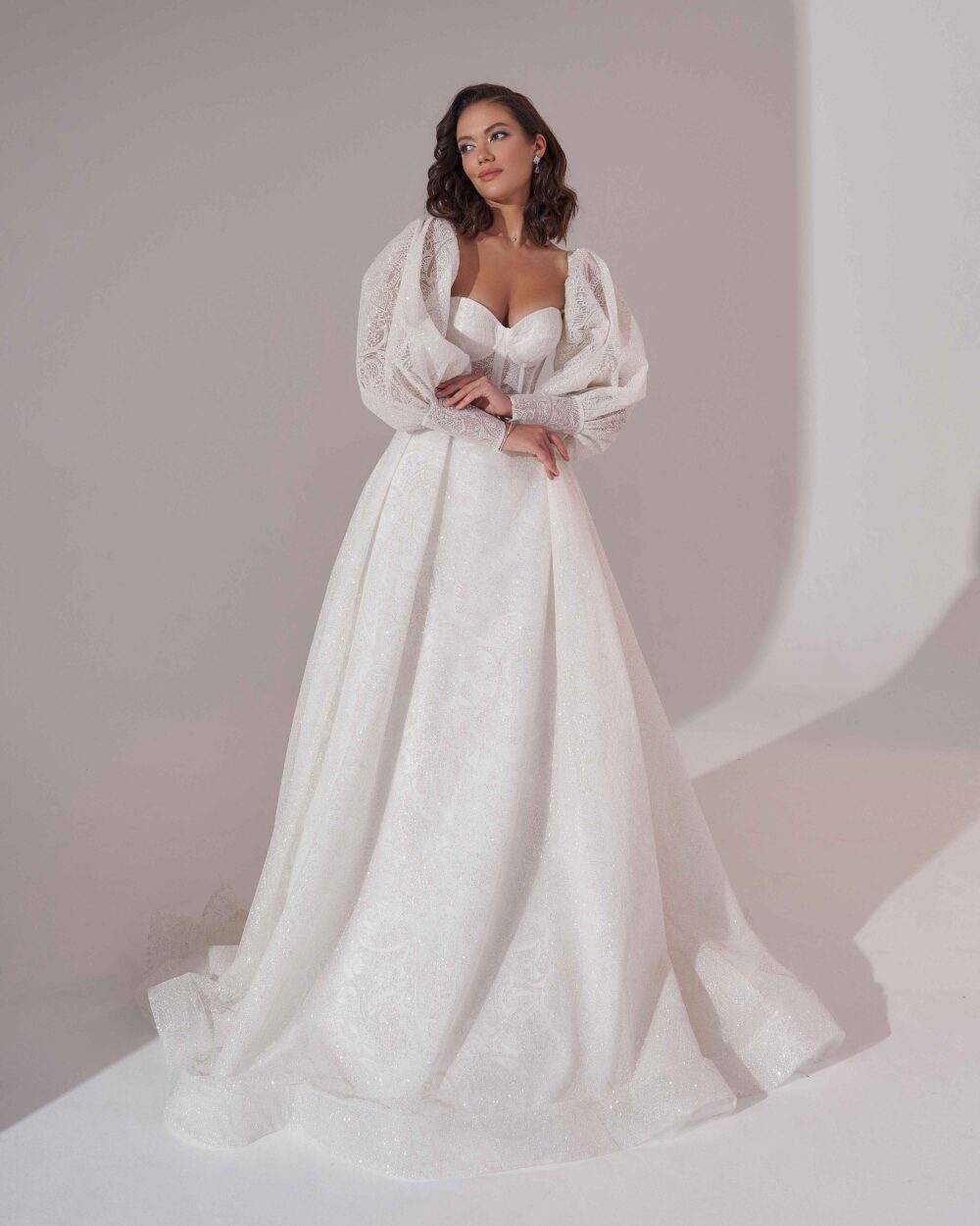 Свадебное платье Лувр c длинными рукавами