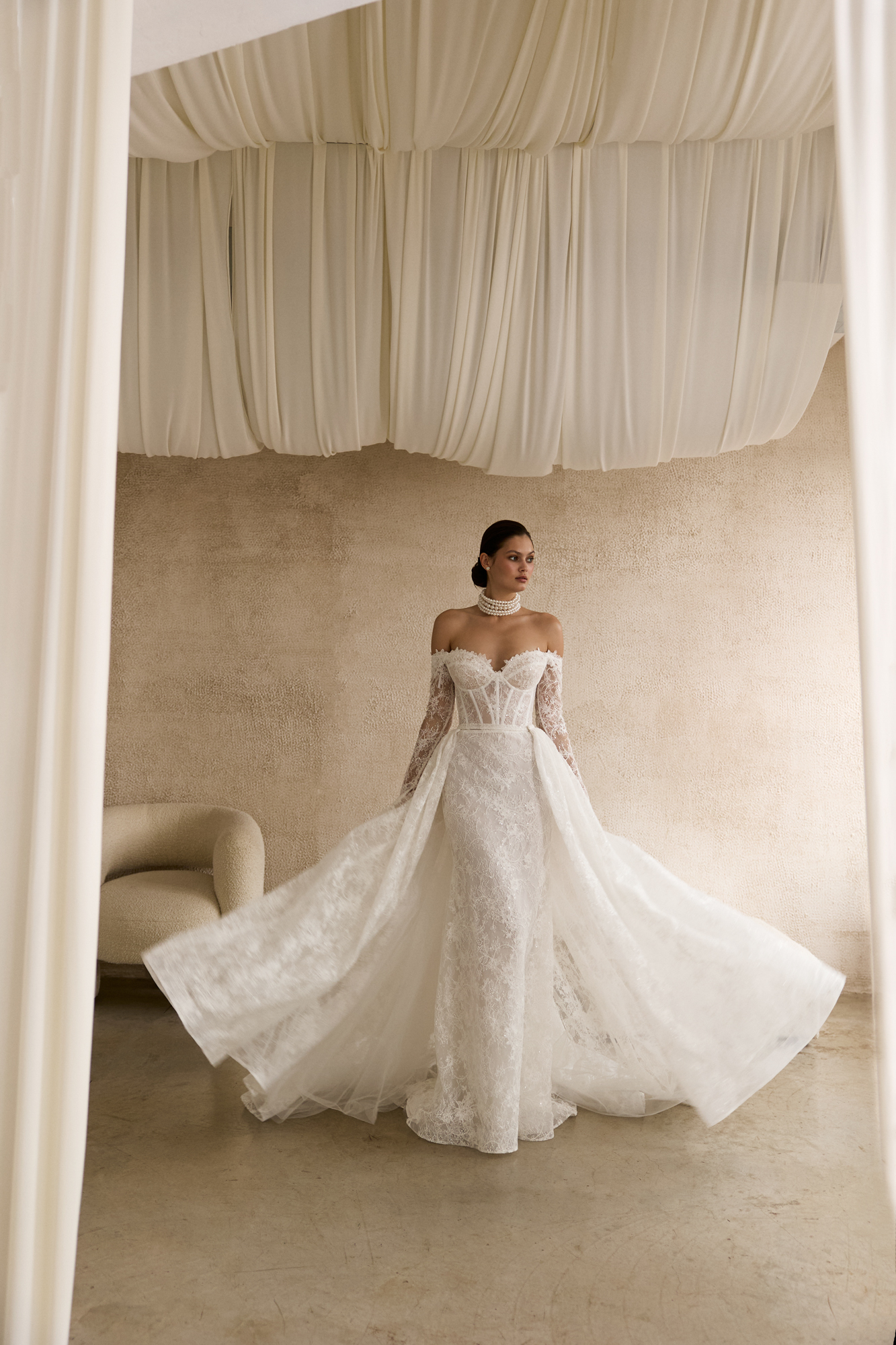 Марлоу со шлейфом